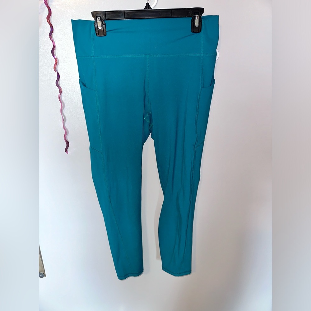 Fabletics Oasis 7/8 Legging